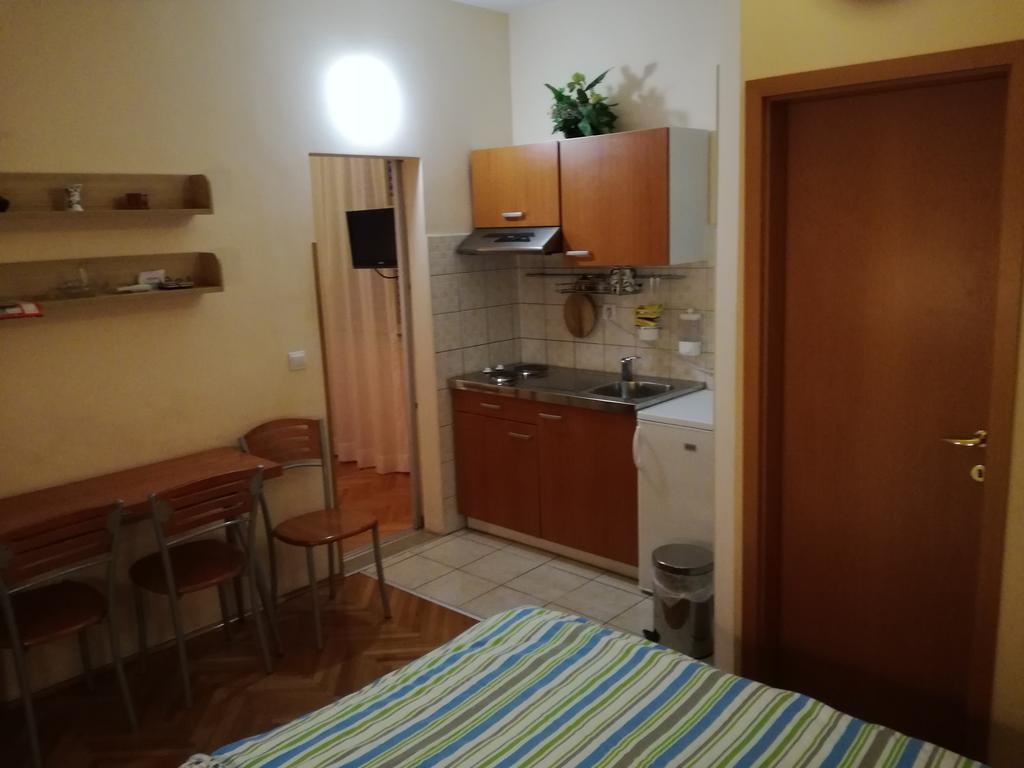 Apartments Kurtic Makarska Exteriör bild